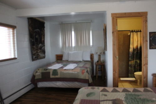 Budget Host Elk Antler Inn Thermopolis Bagian luar foto